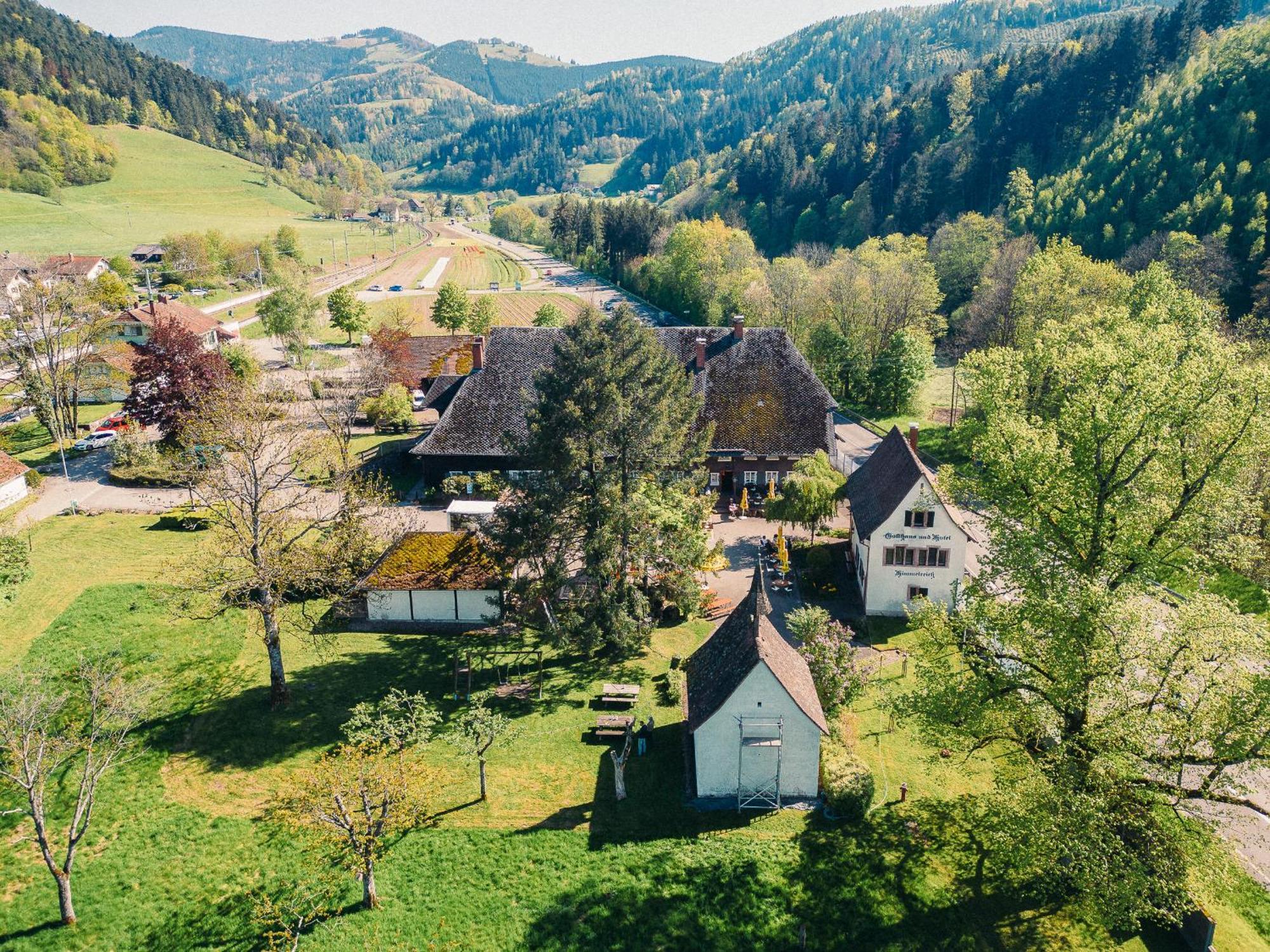 Hotel Hofgut Himmelreich Kirchzarten Esterno foto